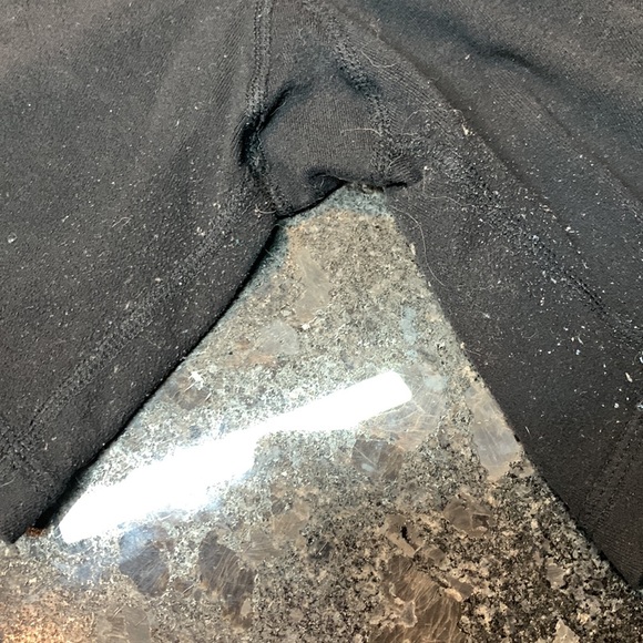 Lululemon Reversible Black Yoga Shorts Sz 8 Spandex - Picture 3 of 8